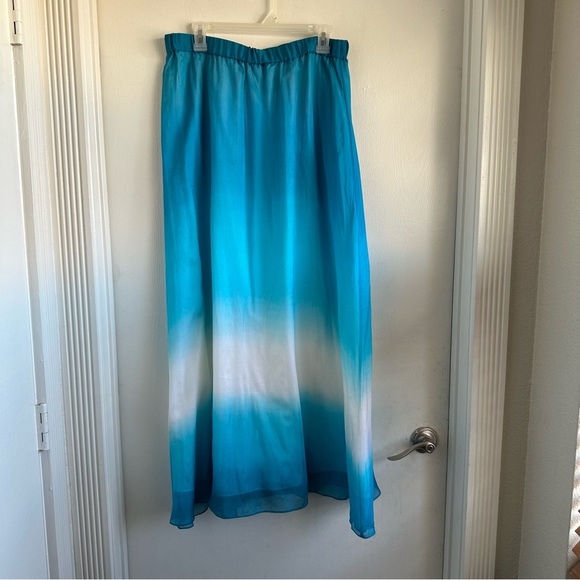 White House Black Market SILK Ombre Maxi Skirt w Stretchy Waistband Size L - Picture 4 of 5